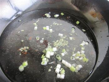 牛肉丸子汤怎么做，牛肉丸子汤怎么做好吃，牛肉丸子汤做法