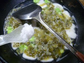 雪菜蚕豆年糕汤怎么做，雪菜蚕豆年糕汤怎么做好吃，雪菜蚕豆年糕汤做法
