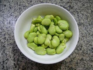 雪菜蚕豆年糕汤怎么做，雪菜蚕豆年糕汤怎么做好吃，雪菜蚕豆年糕汤做法