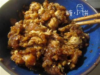 麻辣腊肠怎么做，麻辣腊肠怎么做好吃，麻辣腊肠做法
