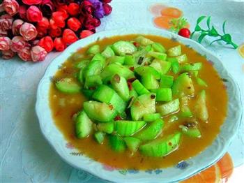 豆瓣酱丝瓜汤怎么做，豆瓣酱丝瓜汤怎么做好吃，豆瓣酱丝瓜汤做法