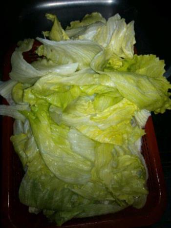 蒜蓉炒西生菜怎么做，蒜蓉炒西生菜怎么做好吃，蒜蓉炒西生菜做法