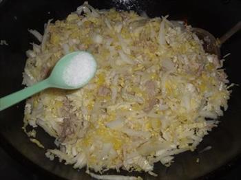 大白菜肉丝春卷怎么做，大白菜肉丝春卷怎么做好吃，大白菜肉丝春卷做法
