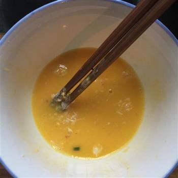 油炸虾尾怎么做，油炸虾尾怎么做好吃，油炸虾尾做法