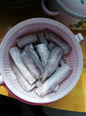 香酥带鱼怎么做，香酥带鱼怎么做好吃，香酥带鱼做法