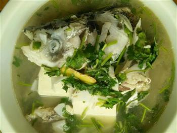 胖头鱼豆腐汤怎么做，胖头鱼豆腐汤怎么做好吃，胖头鱼豆腐汤做法