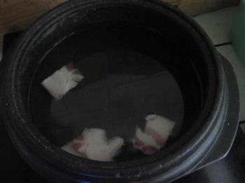 辣白菜土豆汤怎么做，辣白菜土豆汤怎么做好吃，辣白菜土豆汤做法