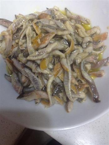 爆炒鳝鱼丝怎么做，爆炒鳝鱼丝怎么做好吃，爆炒鳝鱼丝做法