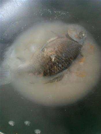 年后减脂-鲫鱼豆腐汤怎么做，年后减脂-鲫鱼豆腐汤怎么做好吃，年后减脂-鲫鱼豆腐汤做法