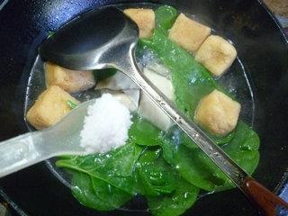 木耳豆腐面结汤怎么做，木耳豆腐面结汤怎么做好吃，木耳豆腐面结汤做法