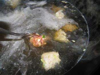 油菜肉丸汤怎么做，油菜肉丸汤怎么做好吃，油菜肉丸汤做法