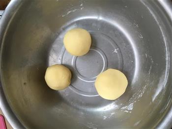 玉米面红豆饼怎么做，玉米面红豆饼怎么做好吃，玉米面红豆饼做法