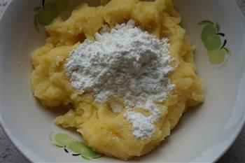 金牌薯饼怎么做，金牌薯饼怎么做好吃，金牌薯饼做法