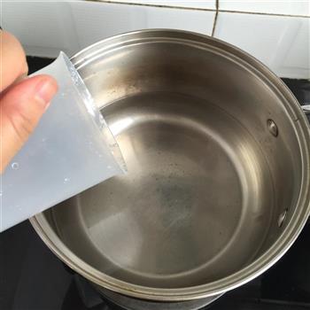 土豆凉粉怎么做，土豆凉粉怎么做好吃，土豆凉粉做法