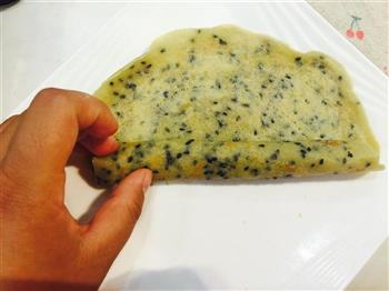 黑芝麻甜蛋卷怎么做，黑芝麻甜蛋卷怎么做好吃，黑芝麻甜蛋卷做法