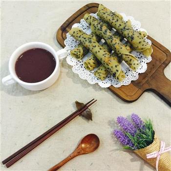 黑芝麻甜蛋卷怎么做，黑芝麻甜蛋卷怎么做好吃，黑芝麻甜蛋卷做法