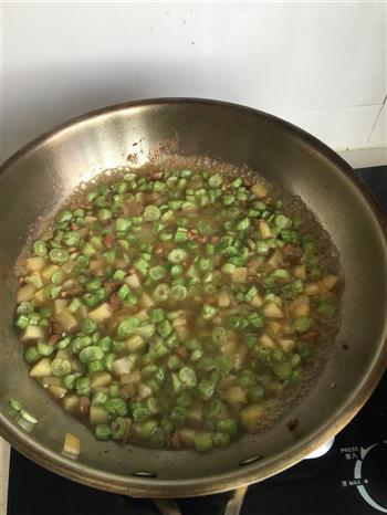 土豆豆角饭怎么做，土豆豆角饭怎么做好吃，土豆豆角饭做法