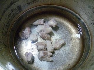 冬瓜梅豆排骨汤怎么做，冬瓜梅豆排骨汤怎么做好吃，冬瓜梅豆排骨汤做法