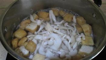 白玉菇油豆腐火腿汤怎么做，白玉菇油豆腐火腿汤怎么做好吃，白玉菇油豆腐火腿汤做法