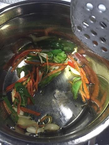 香脆糖醋鱼片怎么做，香脆糖醋鱼片怎么做好吃，香脆糖醋鱼片做法