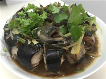 清蒸黑耳鳗怎么做，清蒸黑耳鳗怎么做好吃，清蒸黑耳鳗做法