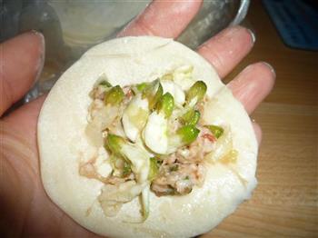 槐花饺子怎么做，槐花饺子怎么做好吃，槐花饺子做法