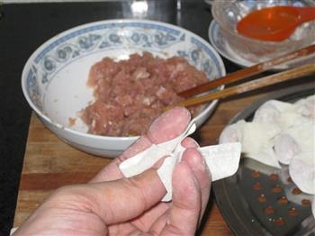 鲜虾小馄饨怎么做，鲜虾小馄饨怎么做好吃，鲜虾小馄饨做法