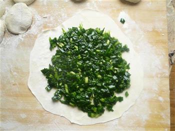烙韭菜饼怎么做，烙韭菜饼怎么做好吃，烙韭菜饼做法