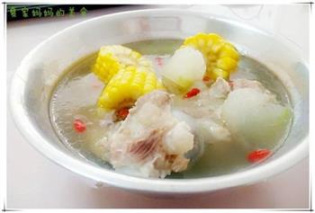 冬瓜玉米大骨汤怎么做，冬瓜玉米大骨汤怎么做好吃，冬瓜玉米大骨汤做法