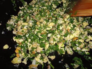 香椿扇贝水煎饺怎么做，香椿扇贝水煎饺怎么做好吃，香椿扇贝水煎饺做法