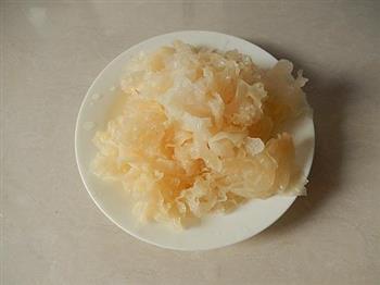 银耳红豆糖水怎么做，银耳红豆糖水怎么做好吃，银耳红豆糖水做法