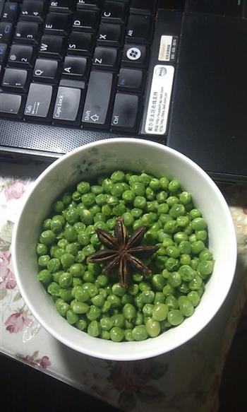 水煮豌豆怎么做，水煮豌豆怎么做好吃，水煮豌豆做法