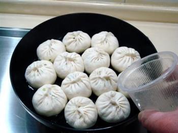 鲜虾菜心生煎包怎么做，鲜虾菜心生煎包怎么做好吃，鲜虾菜心生煎包做法