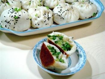 鲜虾菜心生煎包怎么做，鲜虾菜心生煎包怎么做好吃，鲜虾菜心生煎包做法