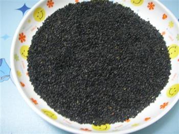 香滑的芝麻糊怎么做，香滑的芝麻糊怎么做好吃，香滑的芝麻糊做法
