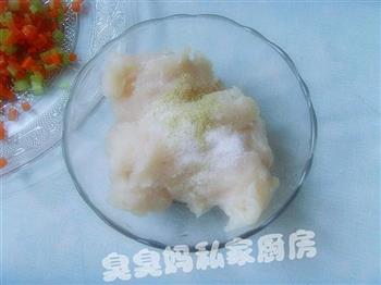 小鱼饼怎么做，小鱼饼怎么做好吃，小鱼饼做法