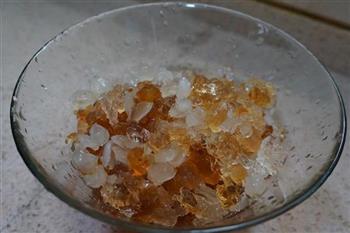 桃胶雪莲子奶炖蛋怎么做，桃胶雪莲子奶炖蛋怎么做好吃，桃胶雪莲子奶炖蛋做法