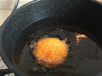 翡翠芋虾球怎么做，翡翠芋虾球怎么做好吃，翡翠芋虾球做法