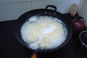 卤菜凉面怎么做，卤菜凉面怎么做好吃，卤菜凉面做法