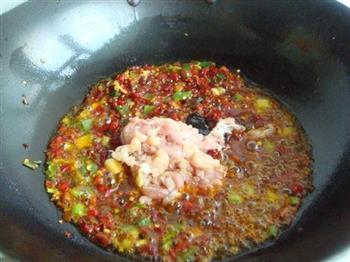 鸡肉炒米粉怎么做，鸡肉炒米粉怎么做好吃，鸡肉炒米粉做法