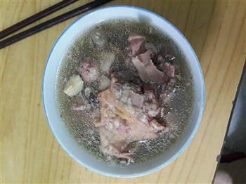 淮山莲子排骨煲鸽汤怎么做，淮山莲子排骨煲鸽汤怎么做好吃，淮山莲子排骨煲鸽汤做法
