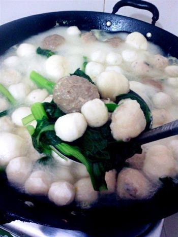 丸子菜心汤怎么做，丸子菜心汤怎么做好吃，丸子菜心汤做法