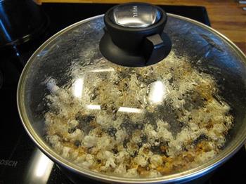 香草奶油爆米花怎么做，香草奶油爆米花怎么做好吃，香草奶油爆米花做法