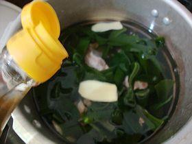 海带黄豆龙骨汤怎么做，海带黄豆龙骨汤怎么做好吃，海带黄豆龙骨汤做法