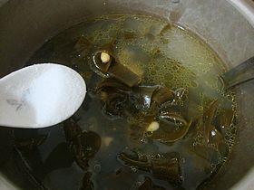 海带黄豆龙骨汤怎么做，海带黄豆龙骨汤怎么做好吃，海带黄豆龙骨汤做法