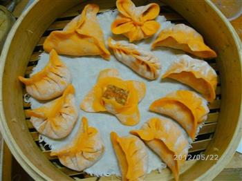 三色鸡腿菇猪肉饺怎么做，三色鸡腿菇猪肉饺怎么做好吃，三色鸡腿菇猪肉饺做法
