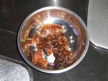 桂圆莲子蜜糯粥怎么做，桂圆莲子蜜糯粥怎么做好吃，桂圆莲子蜜糯粥做法