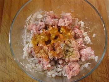 香煎莲藕饼怎么做，香煎莲藕饼怎么做好吃，香煎莲藕饼做法