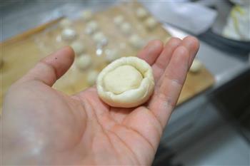 五仁小酥饼怎么做，五仁小酥饼怎么做好吃，五仁小酥饼做法