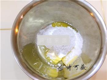 芝士蔓越莓夹心椰蓉球怎么做，芝士蔓越莓夹心椰蓉球怎么做好吃，芝士蔓越莓夹心椰蓉球做法